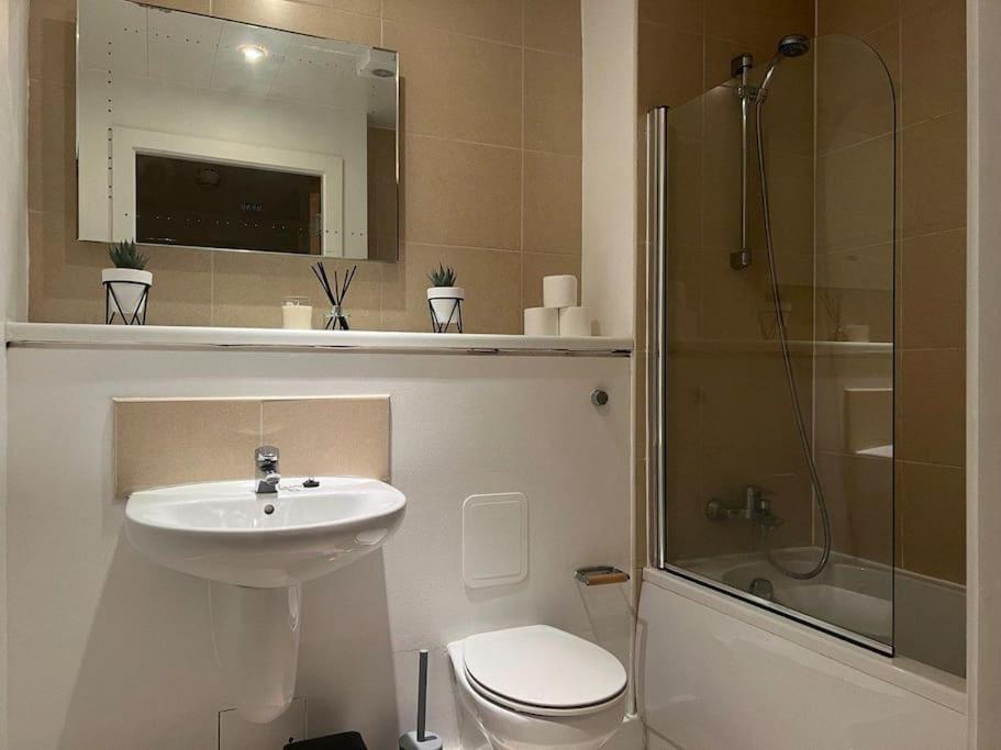 2 Bedroom City Center Apartment Manchester Eksteriør bilde